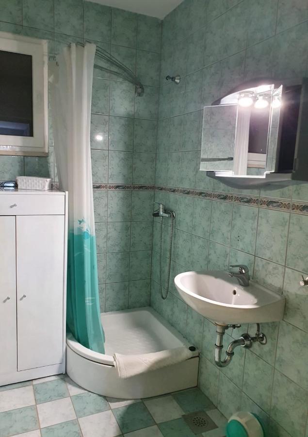 Apartmani Huljic スタリー・グラード エクステリア 写真